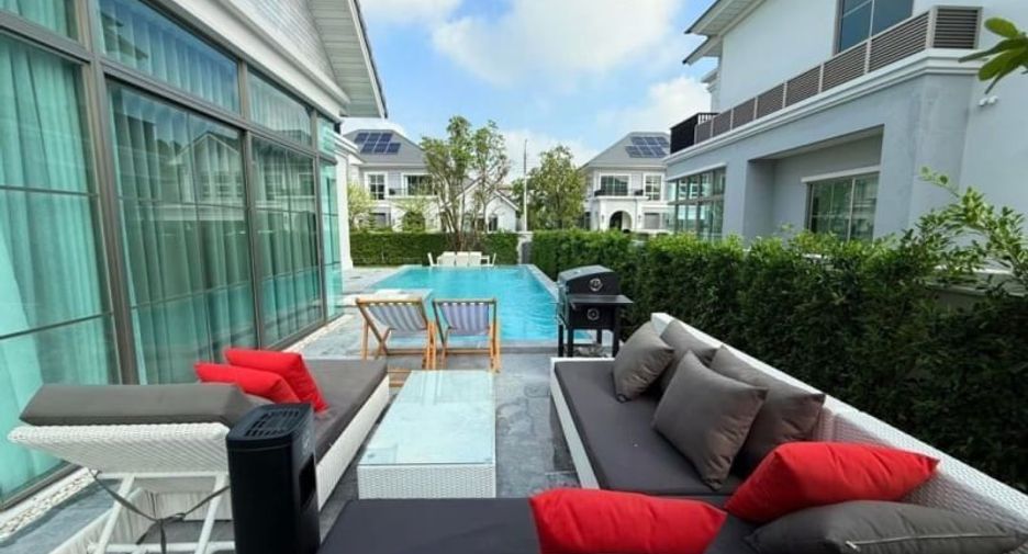 For rent 4 bedrooms house in Lat Krabang, Bangkok