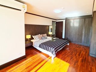 Apartamento en alquiler de 3 habitaciones en Watthana, Bangkok
