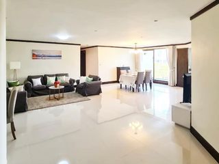 Apartamento en alquiler de 3 habitaciones en Watthana, Bangkok