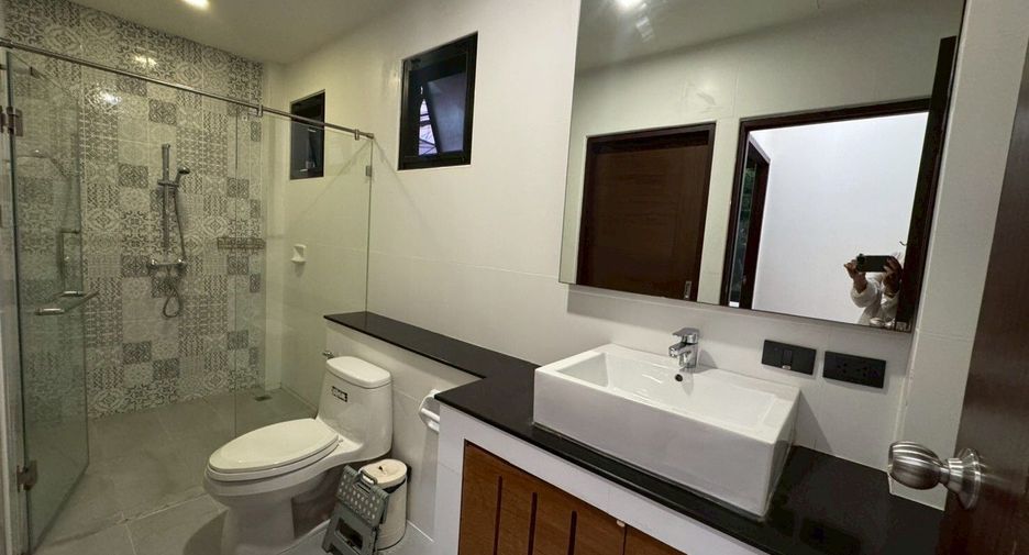 Casa en alquiler de 2 habitaciones en Mueang Phuket, Phuket