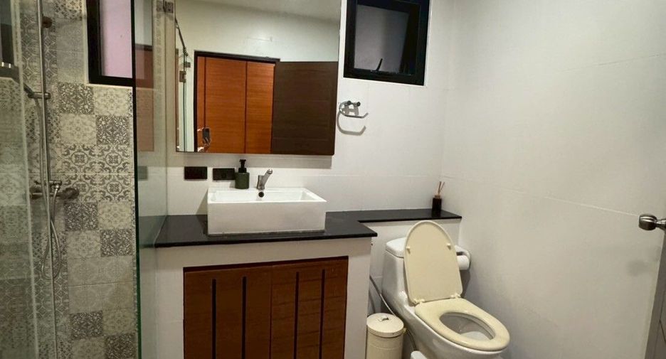 Casa en alquiler de 2 habitaciones en Mueang Phuket, Phuket