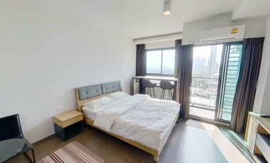 For rent studio condo in Phra Khanong, Bangkok