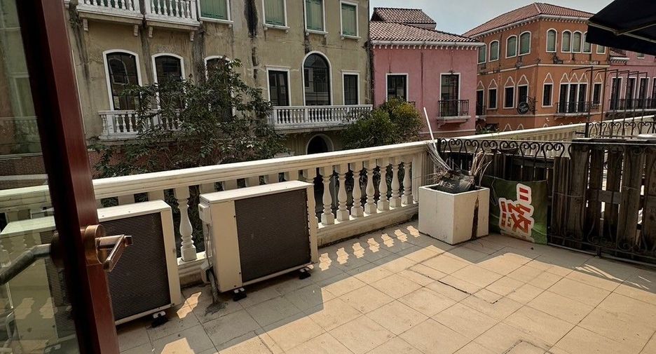 For sale office in Bang Khen, Bangkok