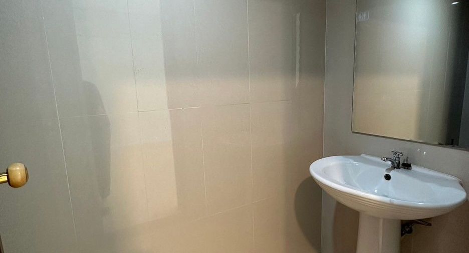 For sale office in Bang Khen, Bangkok