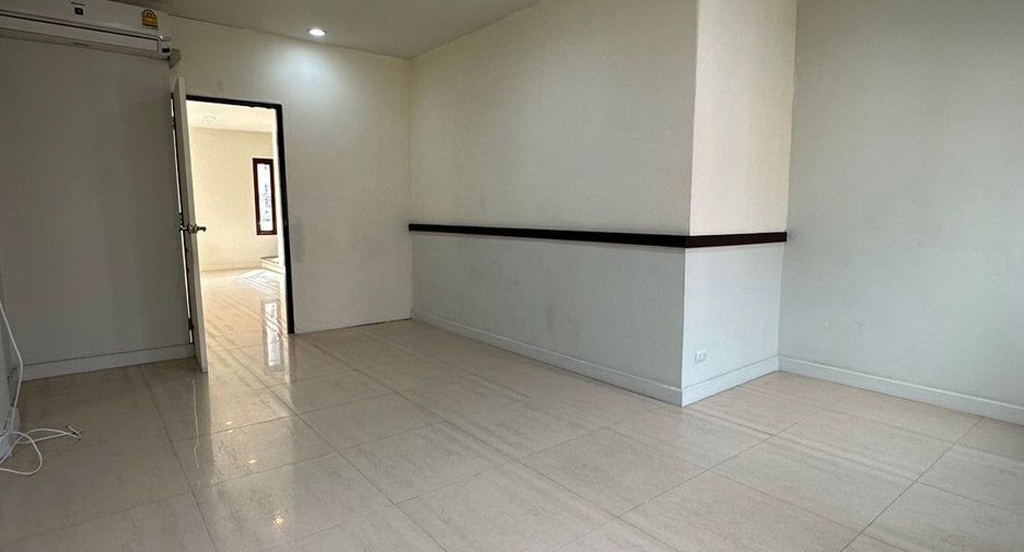 For sale office in Bang Khen, Bangkok