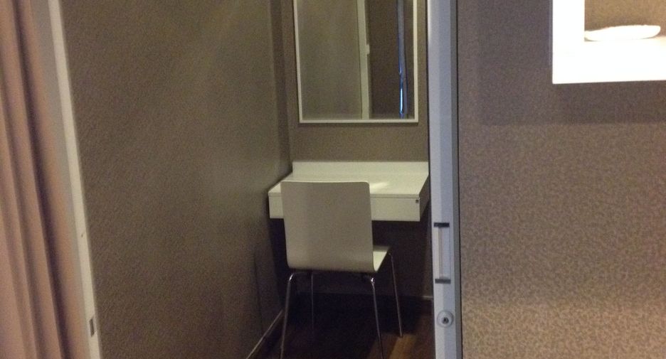 For sale 1 bed condo in Khan Na Yao, Bangkok