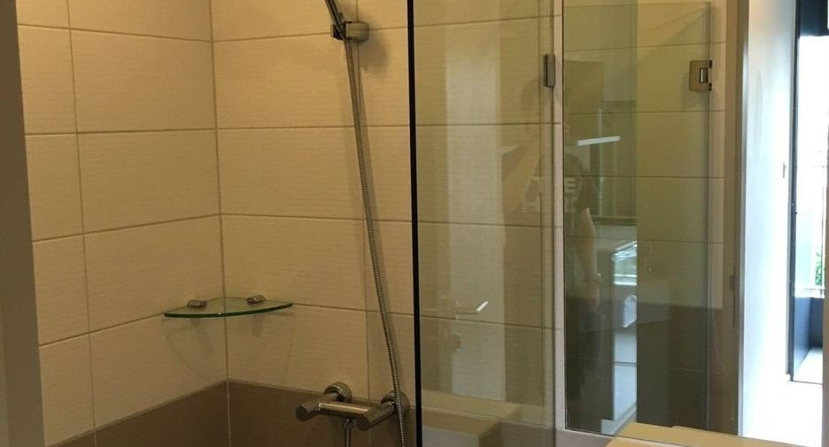 For rent 1 bed condo in Bang Rak, Bangkok