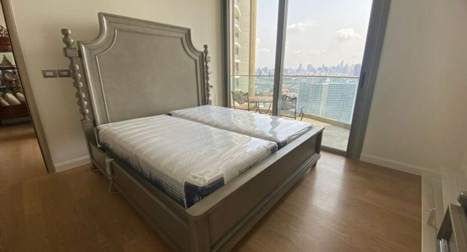For rent 1 bed condo in Khlong San, Bangkok