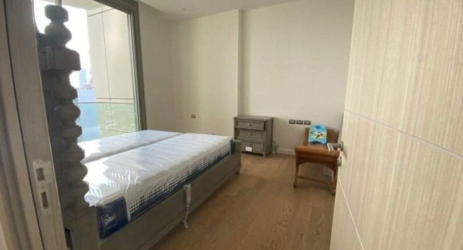 For rent 1 bed condo in Khlong San, Bangkok