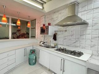 Продажа 3 спальни таунхаус в Щанг Тхонгланг, Бангкок