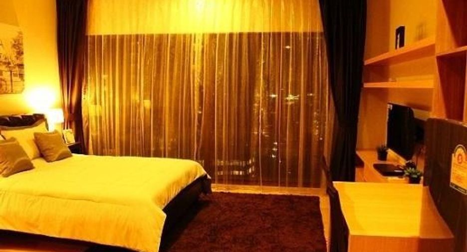 For sale and for rent studio condo in Khlong Toei, Bangkok