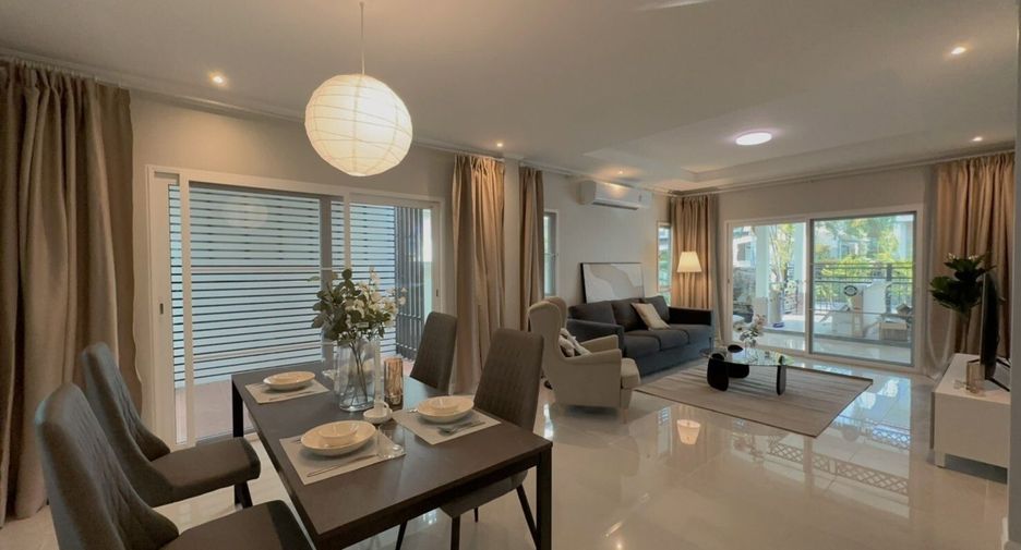Haus zur Miete mit 4 Zimmer in Mueang Phuket, Phuket