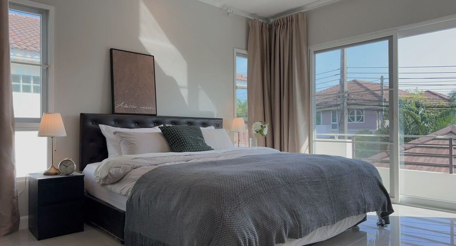 Haus zur Miete mit 4 Zimmer in Mueang Phuket, Phuket