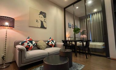 Condo en alquiler de 1 habitaciones en Khlong Toei, Bangkok