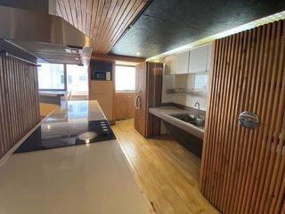 For rent 3 ベッドルーム condo in Phra Khanong, Bangkok