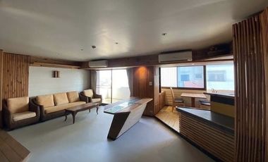 For rent 3 bedrooms condo in Phra Khanong, Bangkok