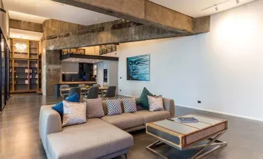 For sale 3 bedrooms condo in Khlong Toei, Bangkok