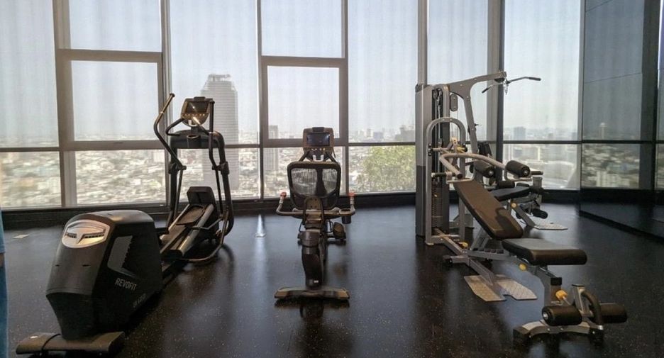 Condo en alquiler de 2 habitaciones en Bang Rak, Bangkok