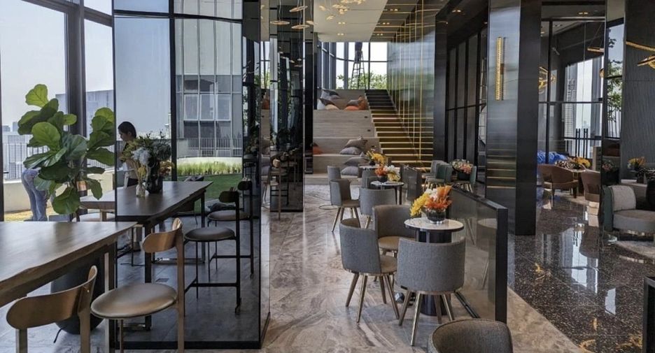 Condo en alquiler de 2 habitaciones en Bang Rak, Bangkok