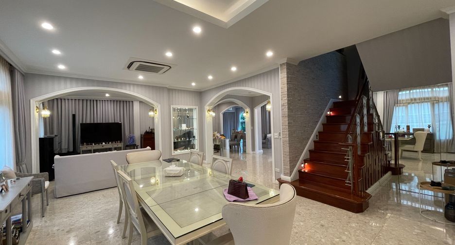 For sale 3 bedrooms house in Bueng Kum, Bangkok
