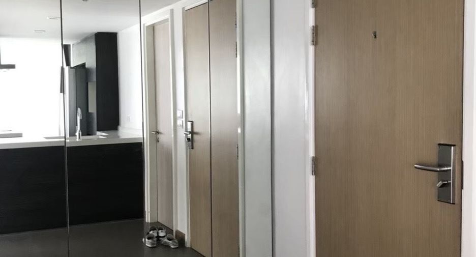 For sale and for rent 3 bedrooms condo in Watthana, Bangkok