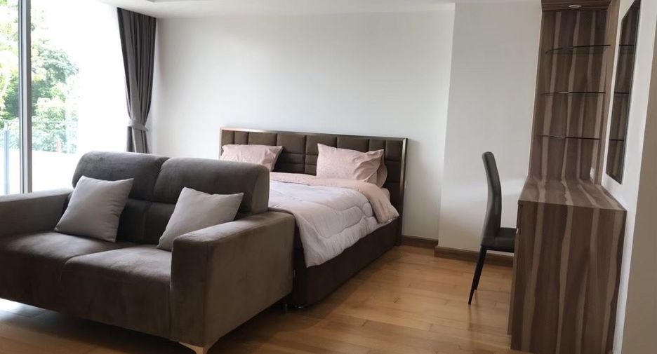 For sale and for rent 3 bedrooms condo in Watthana, Bangkok