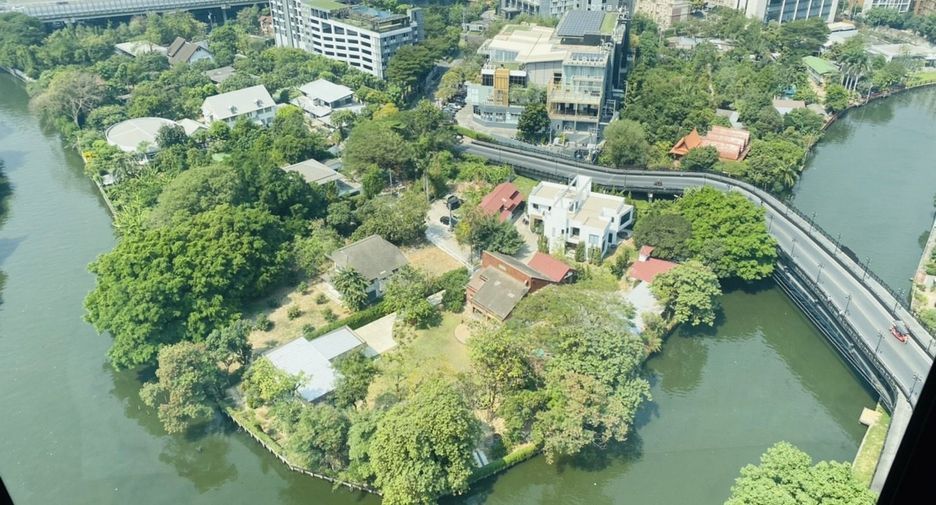 For rent 1 bed condo in Watthana, Bangkok