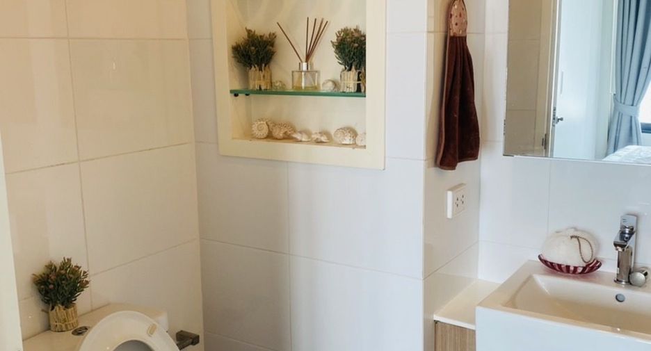 For rent 1 bed condo in Watthana, Bangkok