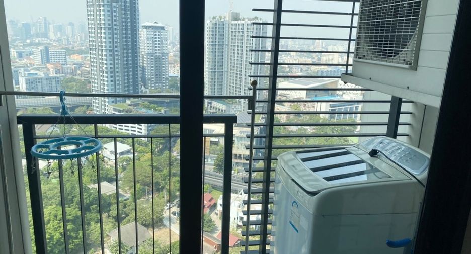 For rent 1 bed condo in Watthana, Bangkok