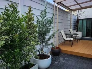 Reihenhaus zur Miete mit 5 Zimmer in Suan Luang, Bangkok