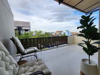 Reihenhaus zur Miete mit 5 Zimmer in Suan Luang, Bangkok