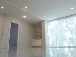 出售 1 卧室 公寓 在 Wang Thong Lang, 曼谷