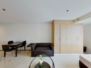 For rent studio condo in Khlong Toei, Bangkok