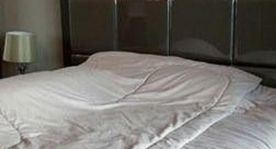 For sale 3 bedrooms condo in Bang Kho Laem, Bangkok