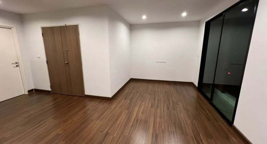 Gewerbefläche zur Miete mit 3 Zimmer in Bang Phli, Samut Prakan