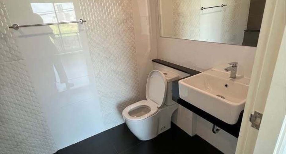 Gewerbefläche zur Miete mit 3 Zimmer in Bang Phli, Samut Prakan