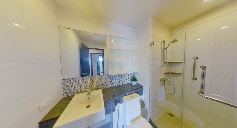 Wohnung zur Miete mit 2 Zimmer in Khlong Toei, Bangkok