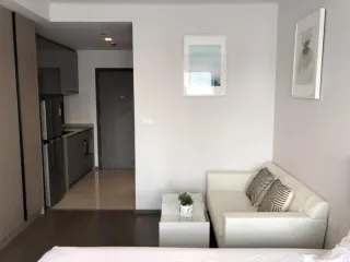 For rent studio condo in Phra Khanong, Bangkok