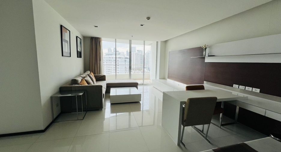 For rent 2 bedrooms condo in Sathon, Bangkok