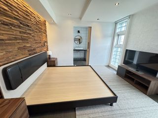 For rent 5 bedrooms condo in Watthana, Bangkok