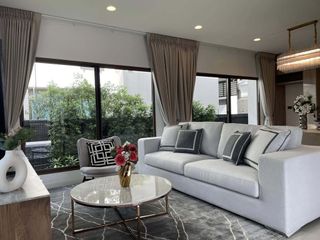 ให้เช่า 4 ห้องนอน บ้านเดี่ยว ใน บางกะปิ, กรุงเทพฯ