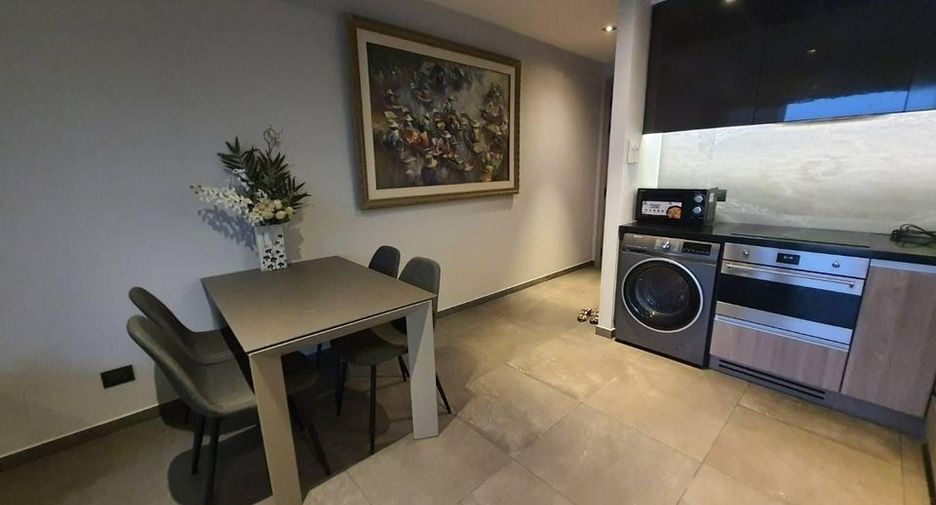 Wohnung zur Miete mit 2 Zimmer in Watthana, Bangkok