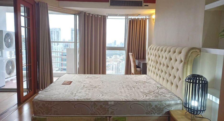 For rent 1 bed condo in Khlong Toei, Bangkok