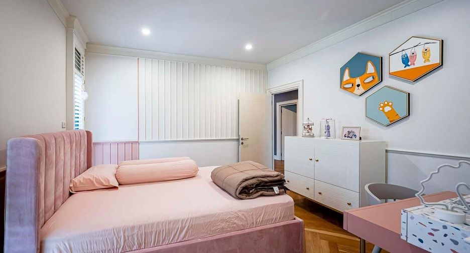 Casa en venta de 4 habitaciones en Prawet, Bangkok