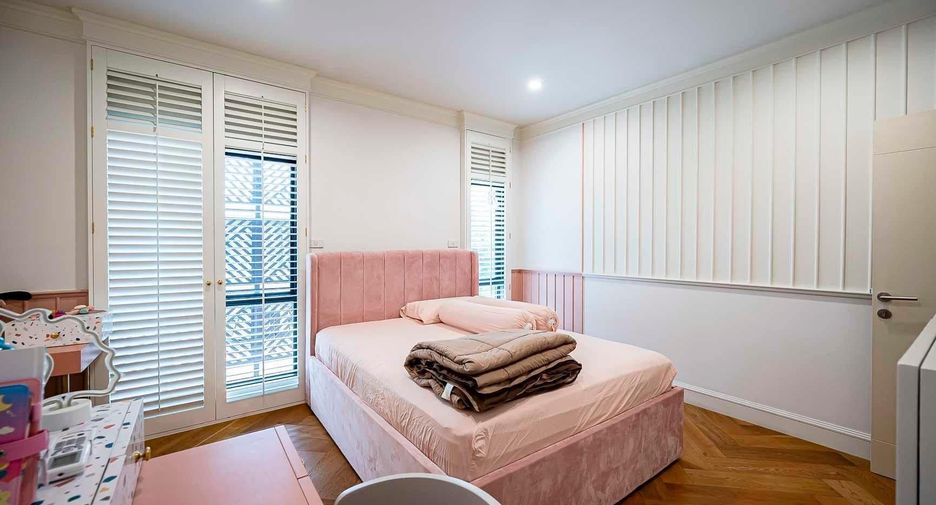 Casa en venta de 4 habitaciones en Prawet, Bangkok