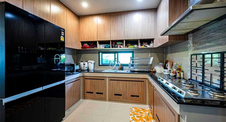Casa en venta de 4 habitaciones en Prawet, Bangkok