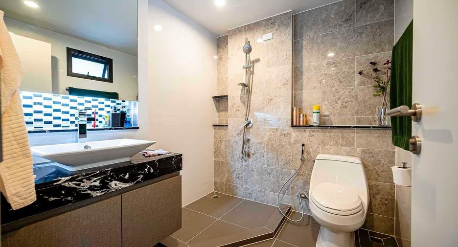Casa en venta de 4 habitaciones en Prawet, Bangkok