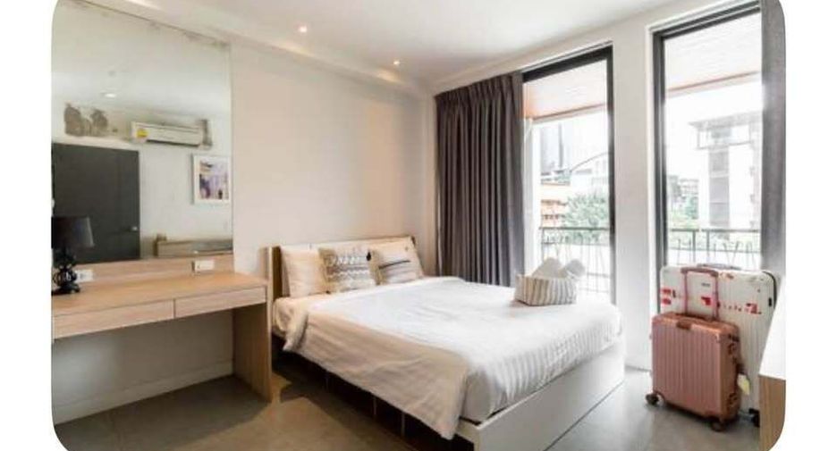 À louer 2 chambres appartement à Watthana, Bangkok