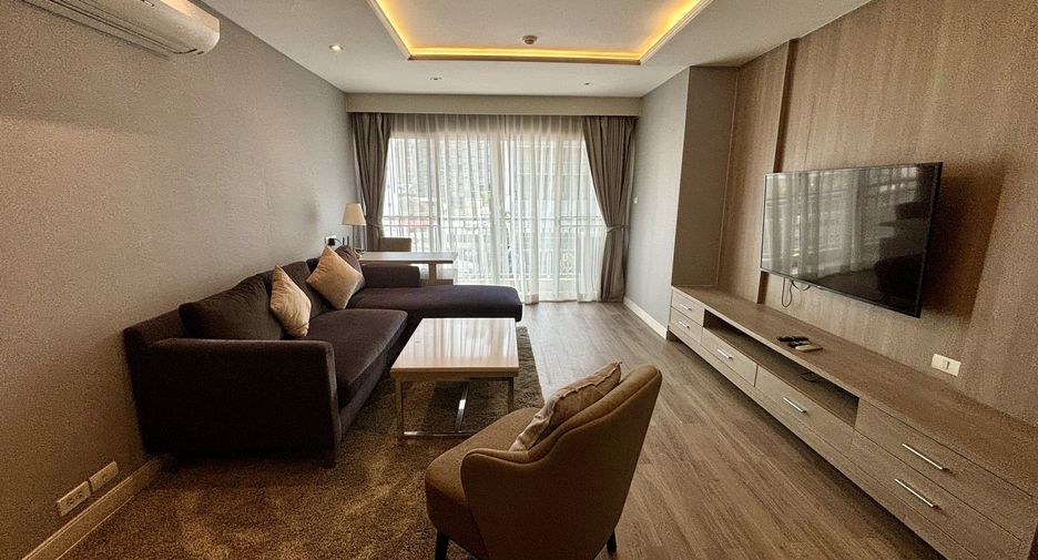 For rent 3 bedrooms condo in Watthana, Bangkok