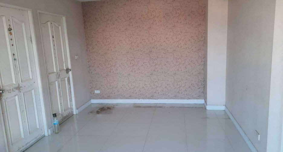 For sale and for rent 1 bed condo in Mueang Samut Prakan, Samut Prakan